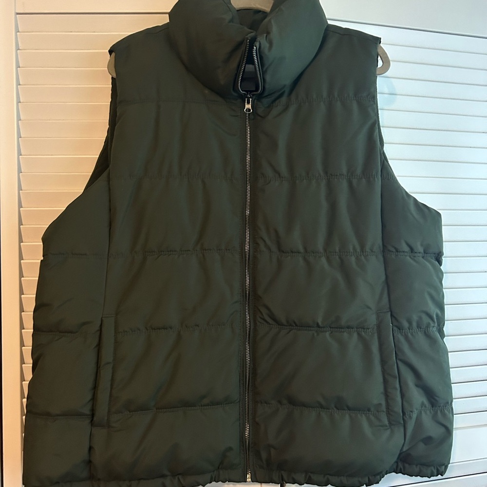 Women’s XXL Old Navy Puffer Vest